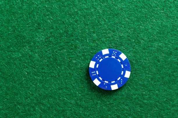 jos77 mobile app interface showing slot games and live markets