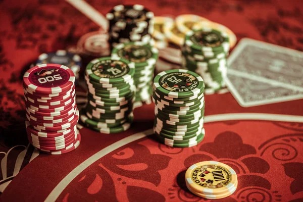Live dealer Caribbean Stud Poker table at jos77